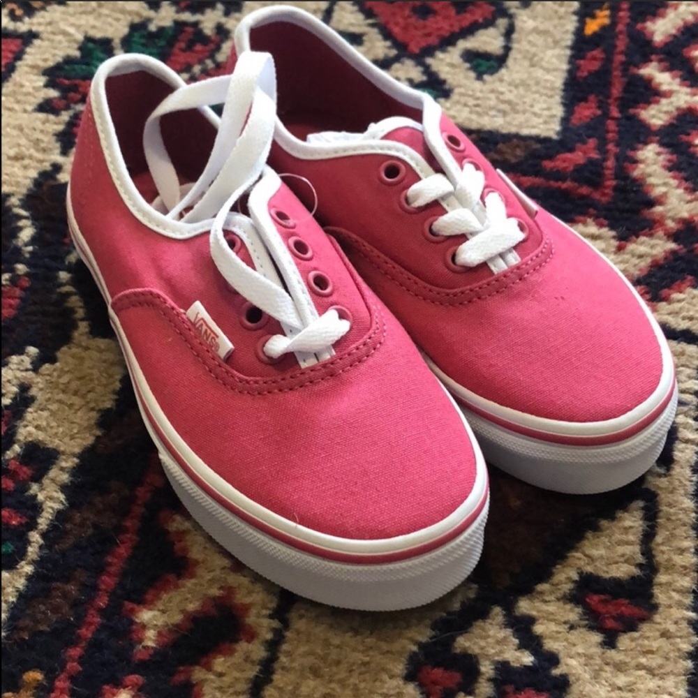 NWOT pink canvas lace up Vans kids 13